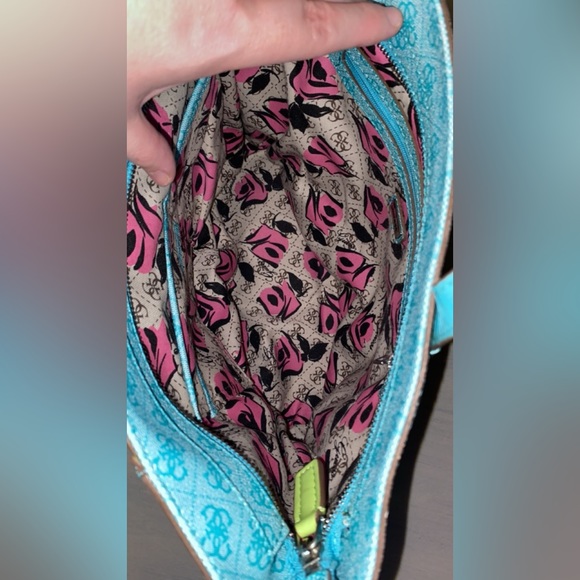 Turquoise Guess Purse - Picture 2 of 2